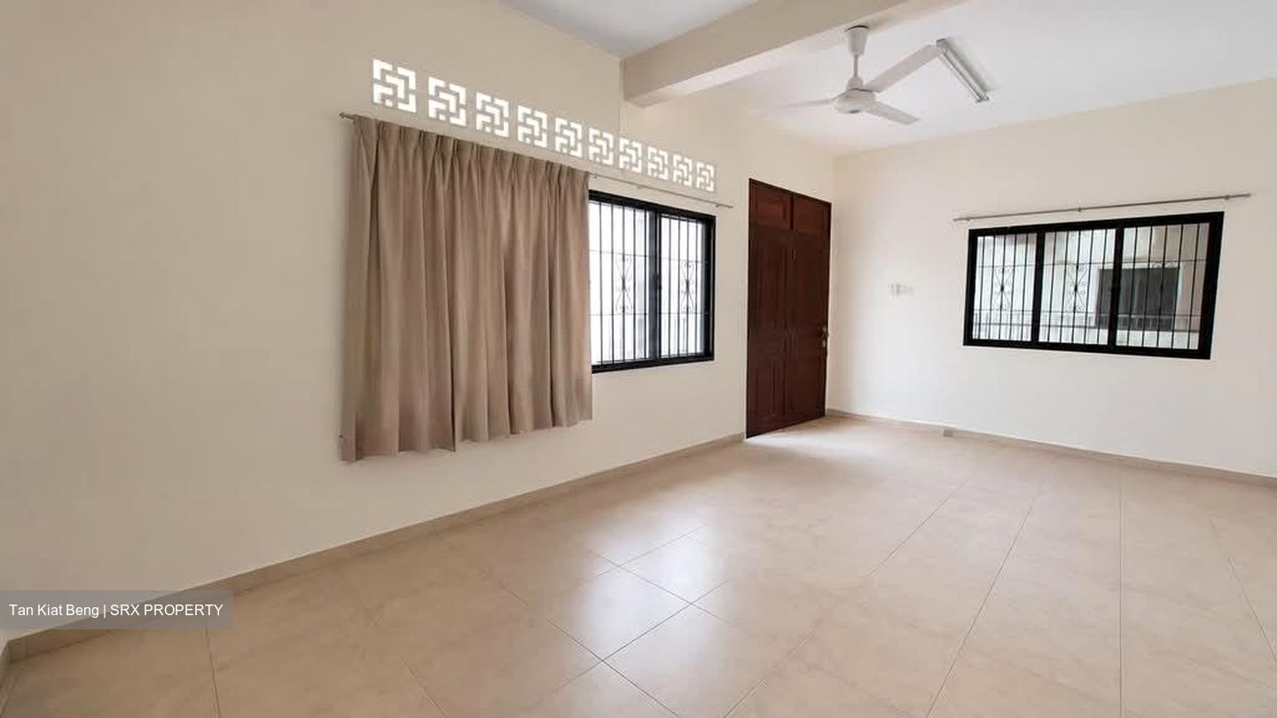Thomson Garden Estate (D20), Semi-Detached #560337041